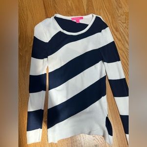 Lilly Pulitzer light knit top.